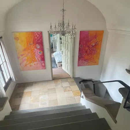 Swiss Art & Vine Pop-up House