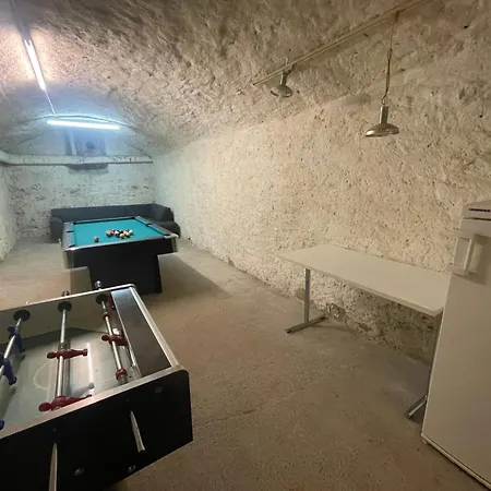 Dom wakacyjny Swiss Art & Vine Pop-up House *