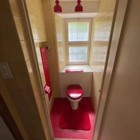 Swiss Art & Vine Pop-up House * Bienne